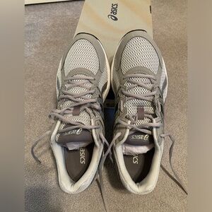 ASICS men’s Gel-Contend 3 athletic shoes, size 13 wide (4E) Light gray mesh NWOT